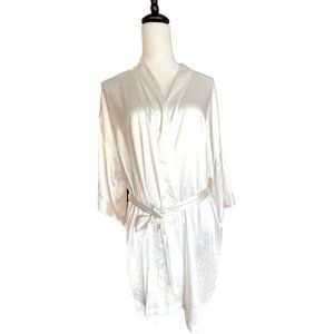Victoria’s Secret white satin Bride Robe, one size - New with Tags